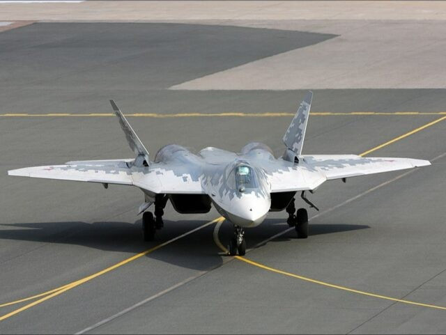 Đẩy nhanh sản xuất h&agrave;ng loạt si&ecirc;u chiến đấu cơ- Ảnh 5.
