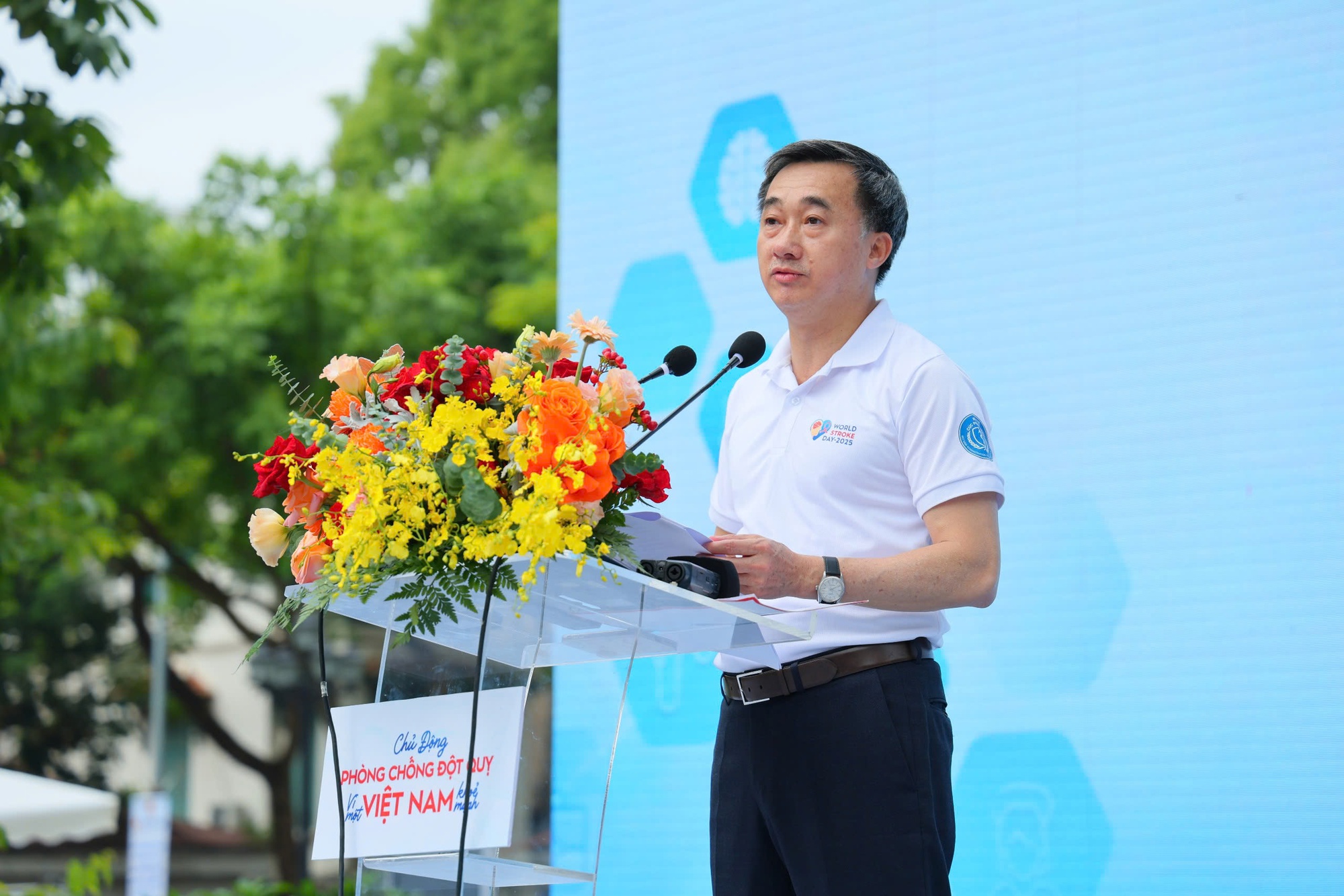 Chưa 35 tuổi, đang sung sức đã đột quỵ:  Chưa 35 tuổi, đang sung sức đã đột quỵ: