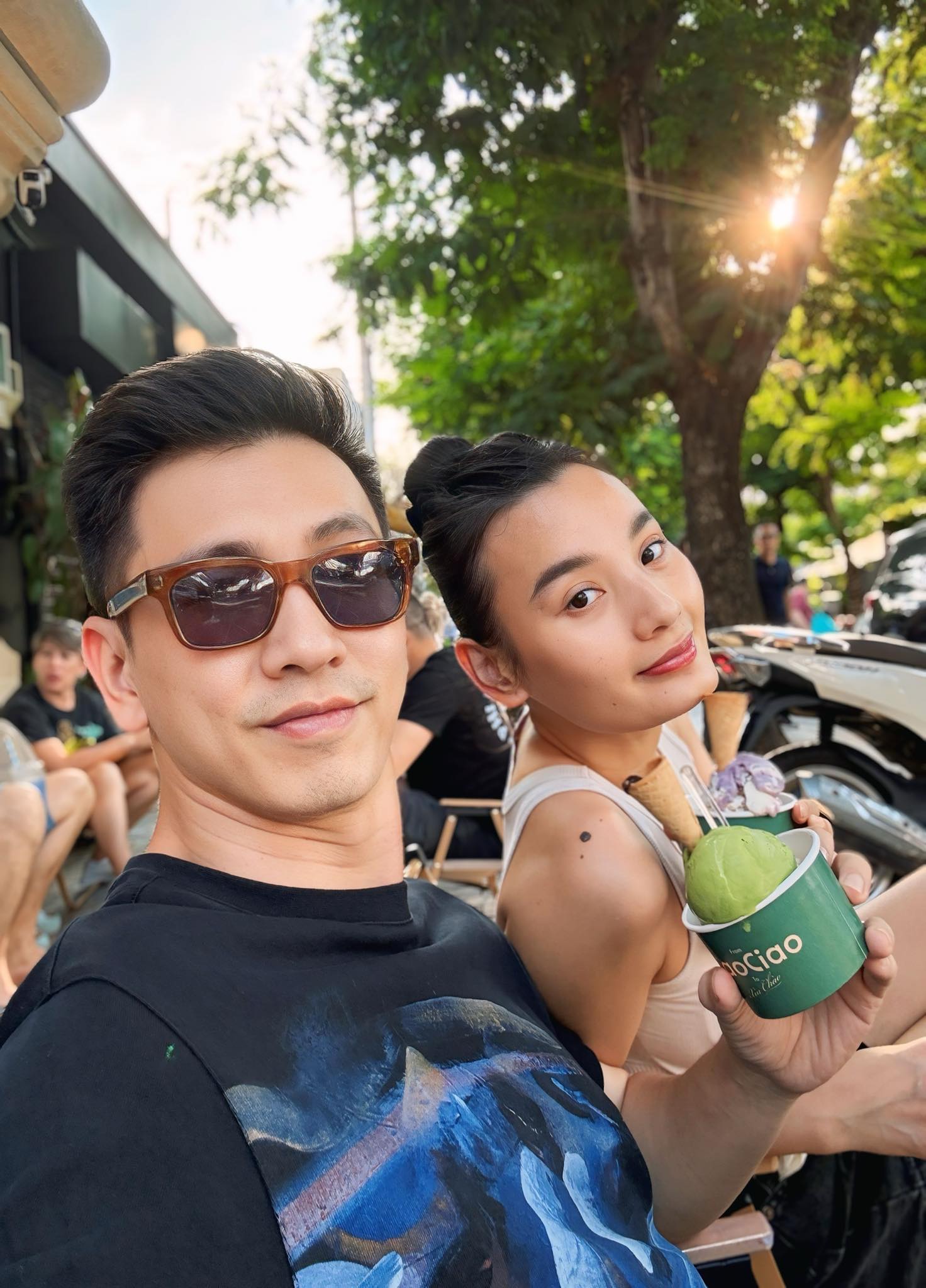 Hôn nhân của giám đốc bị đồn "lấy vợ làm bình phong", nắm tay bà xã vượt trầm cảm sau 5 lần IVF thất bại- Ảnh 7. Hôn nhân của giám đốc bị đồn "lấy vợ làm bình phong", nắm tay bà xã vượt trầm cảm sau 5 lần IVF thất bại- Ảnh 7.