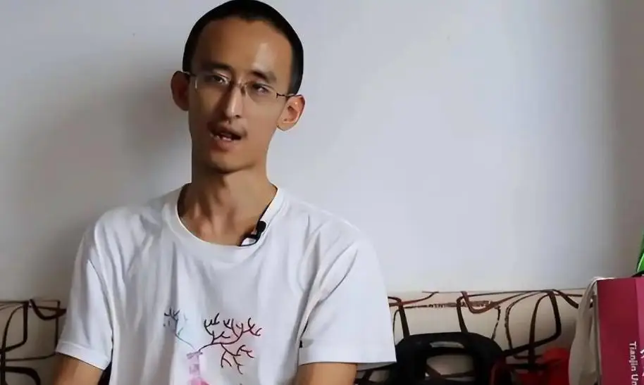 Thần đồng 10 tuổi vào đại học, 16 tuổi học tiến sĩ và cuộc sống 20 năm sau khiến ai cũng sững sờ- Ảnh 2.