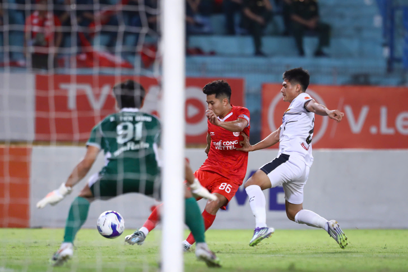 V.League trông cả vào Thể Công Viettel?- Ảnh 1. V.League trông cả vào Thể Công Viettel?- Ảnh 1.