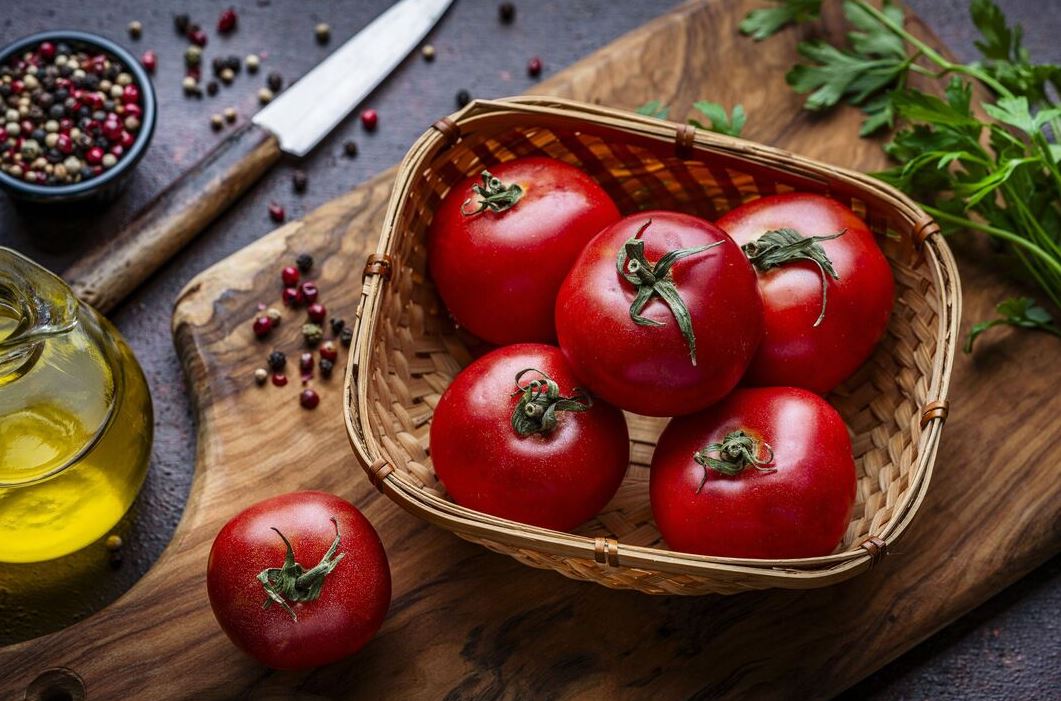 Đừng để cà chua trong tủ lạnh nữa - đây mới là cách bảo quản tốt nhất nhưng cực ít người biết- Ảnh 1.