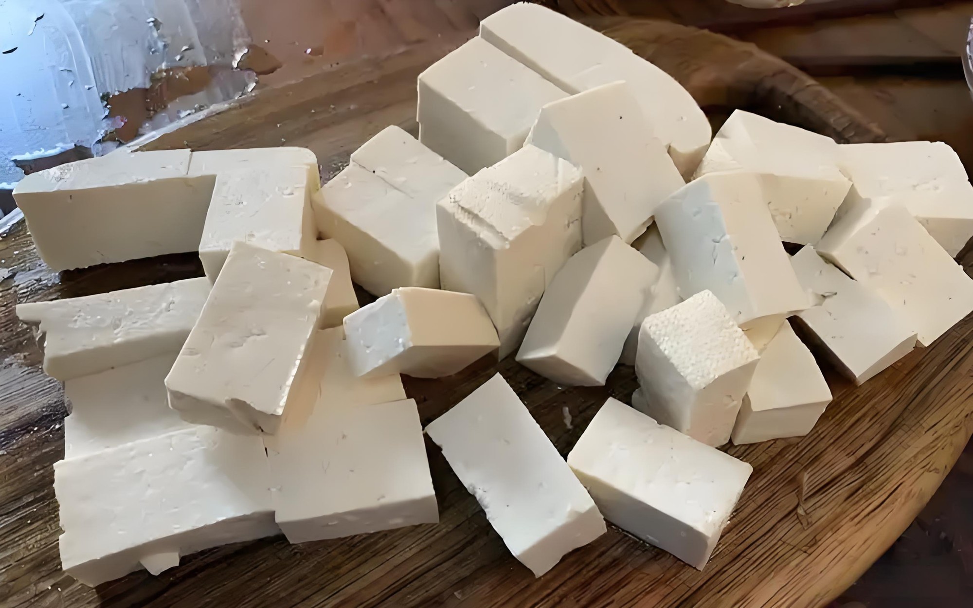 Hãy tránh xa ngay lập tức nếu thấy 3 loại đậu phụ này, đừng mua dù chúng có rẻ đến đâu!- Ảnh 3. Hãy tránh xa ngay lập tức nếu thấy 3 loại đậu phụ này, đừng mua dù chúng có rẻ đến đâu!- Ảnh 3.