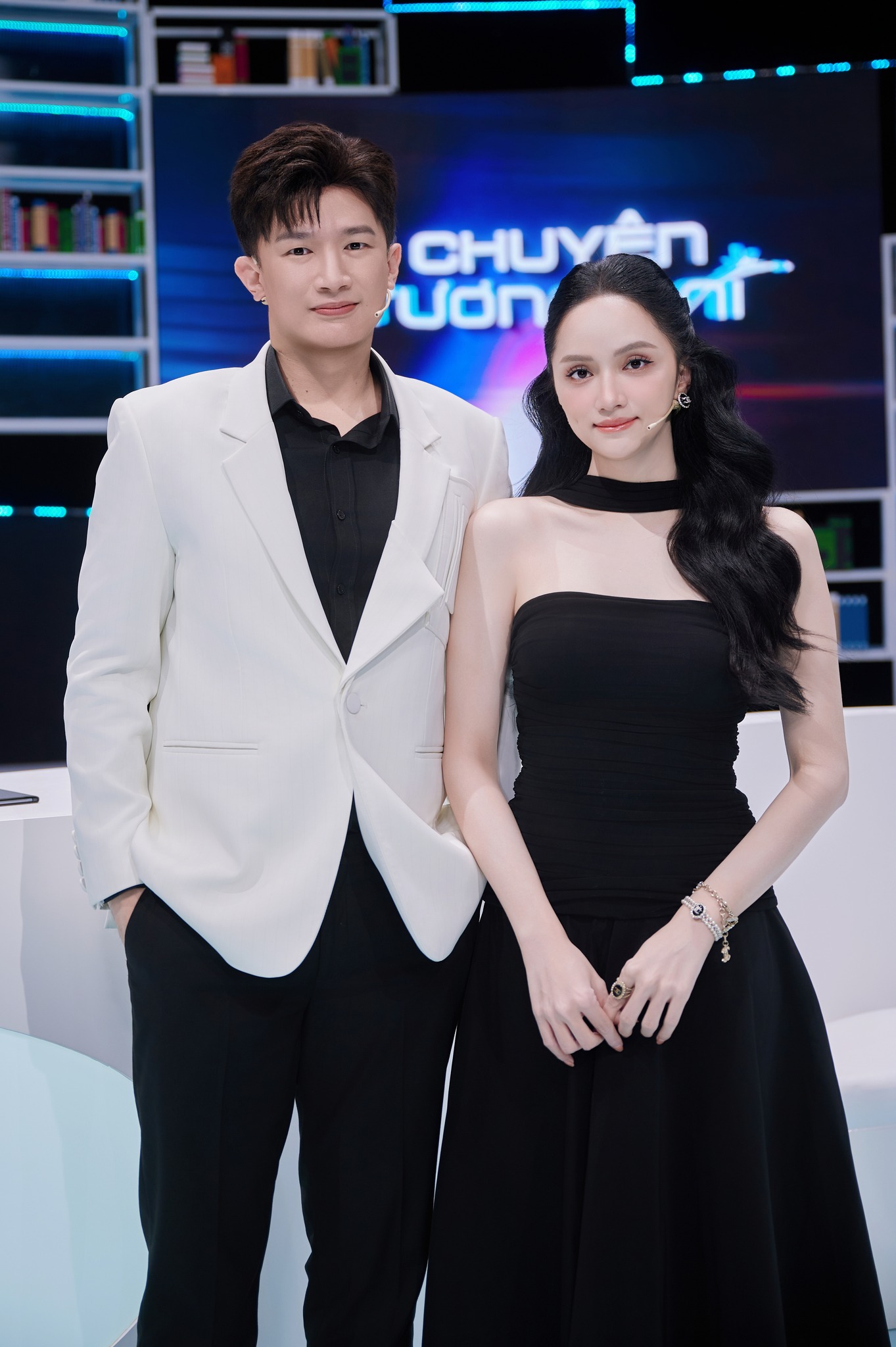 Dược sĩ Tiến và Hương Giang đã làm lành sau ồn ào nói xấu?- Ảnh 3. Dược sĩ Tiến và Hương Giang đã làm lành sau ồn ào nói xấu?- Ảnh 3.