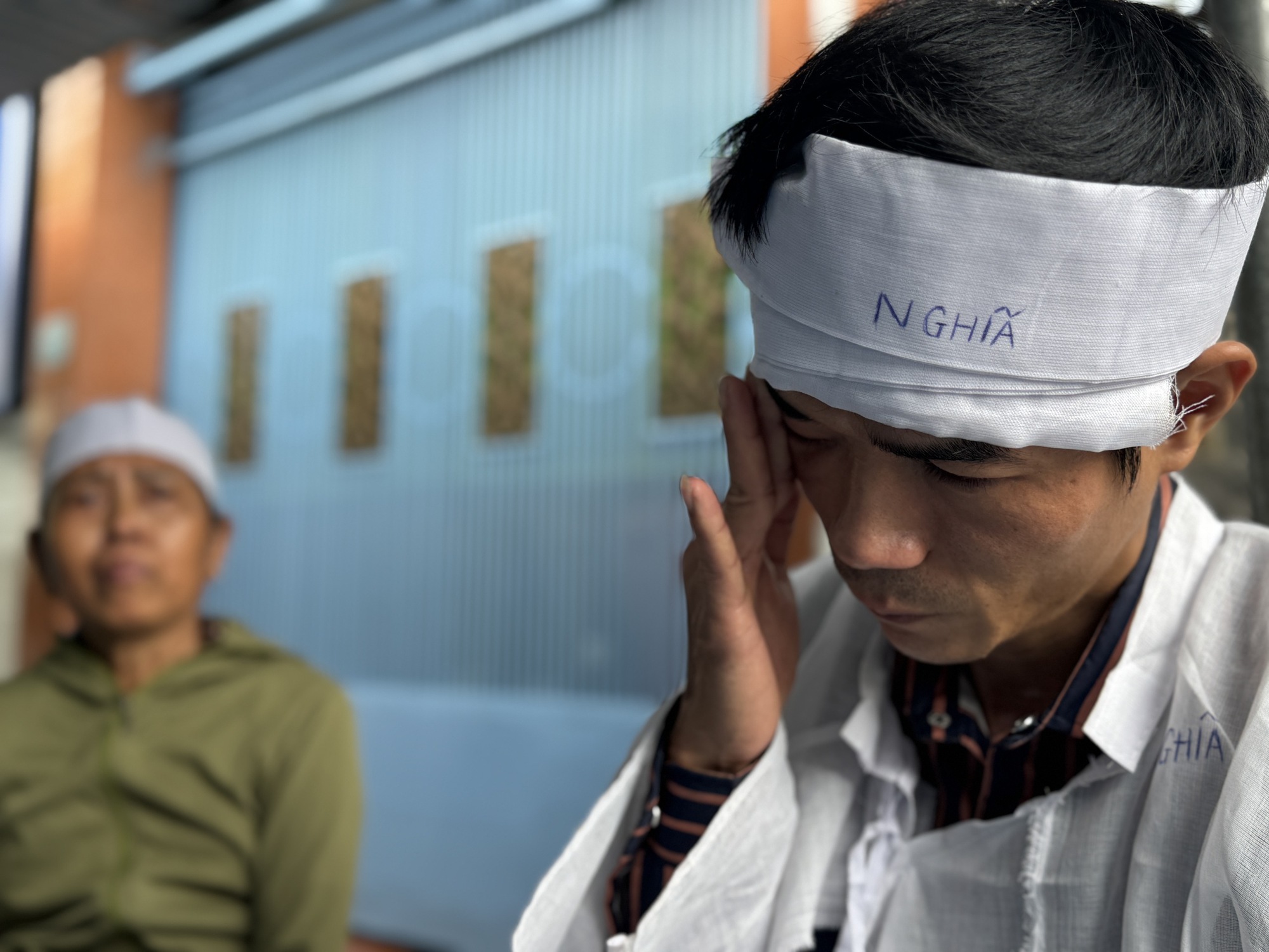 Vụ nữ công nhân bị lũ cuốn ở Đà Nẵng: Tiếng khóc xé lòng của hai đứa trẻ- Ảnh 2.