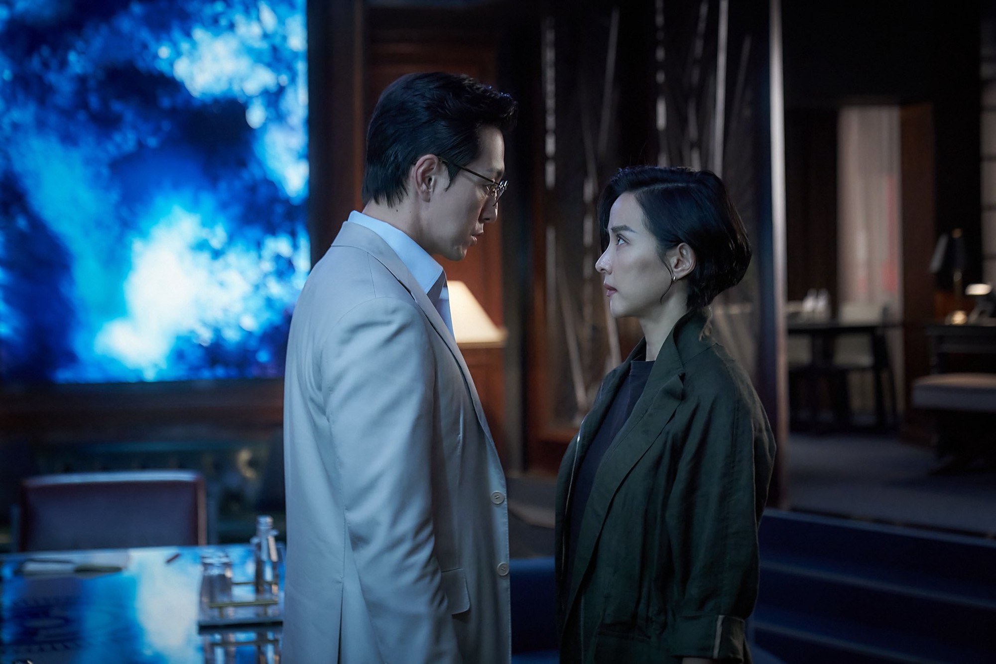 Phim 18+ H&agrave;n Quốc g&acirc;y tranh c&atilde;i nhất 2025: Cặp ch&iacute;nh đẹp đi&ecirc;n đảo c&otilde;i mạng, xem 1 lần l&agrave; qu&aacute; &iacute;t- Ảnh 7.