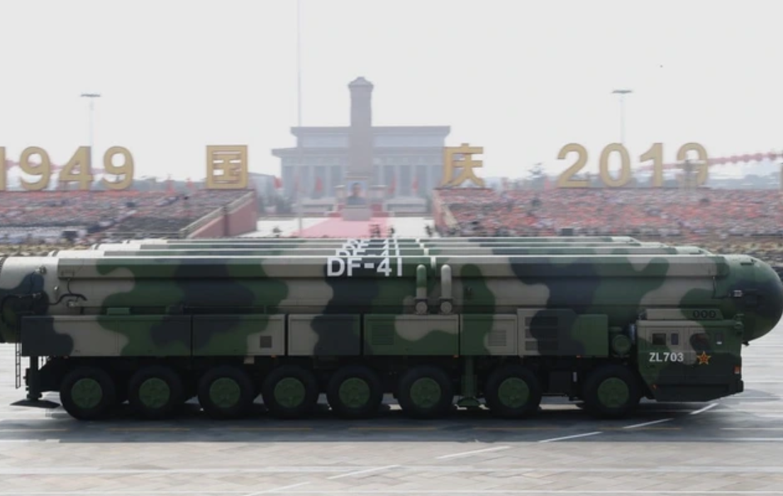 Ai mới thực sự nắm "quyền lực tuyệt đối"?- Ảnh 2. Ai mới thực sự nắm "quyền lực tuyệt đối"?- Ảnh 2.