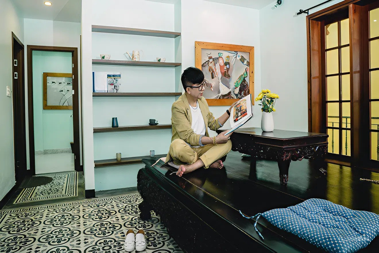 Biệt thự của ca sĩ Long Nhật ở Huế ngập gần hết cổng- Ảnh 4. Biệt thự của ca sĩ Long Nhật ở Huế ngập gần hết cổng- Ảnh 4.