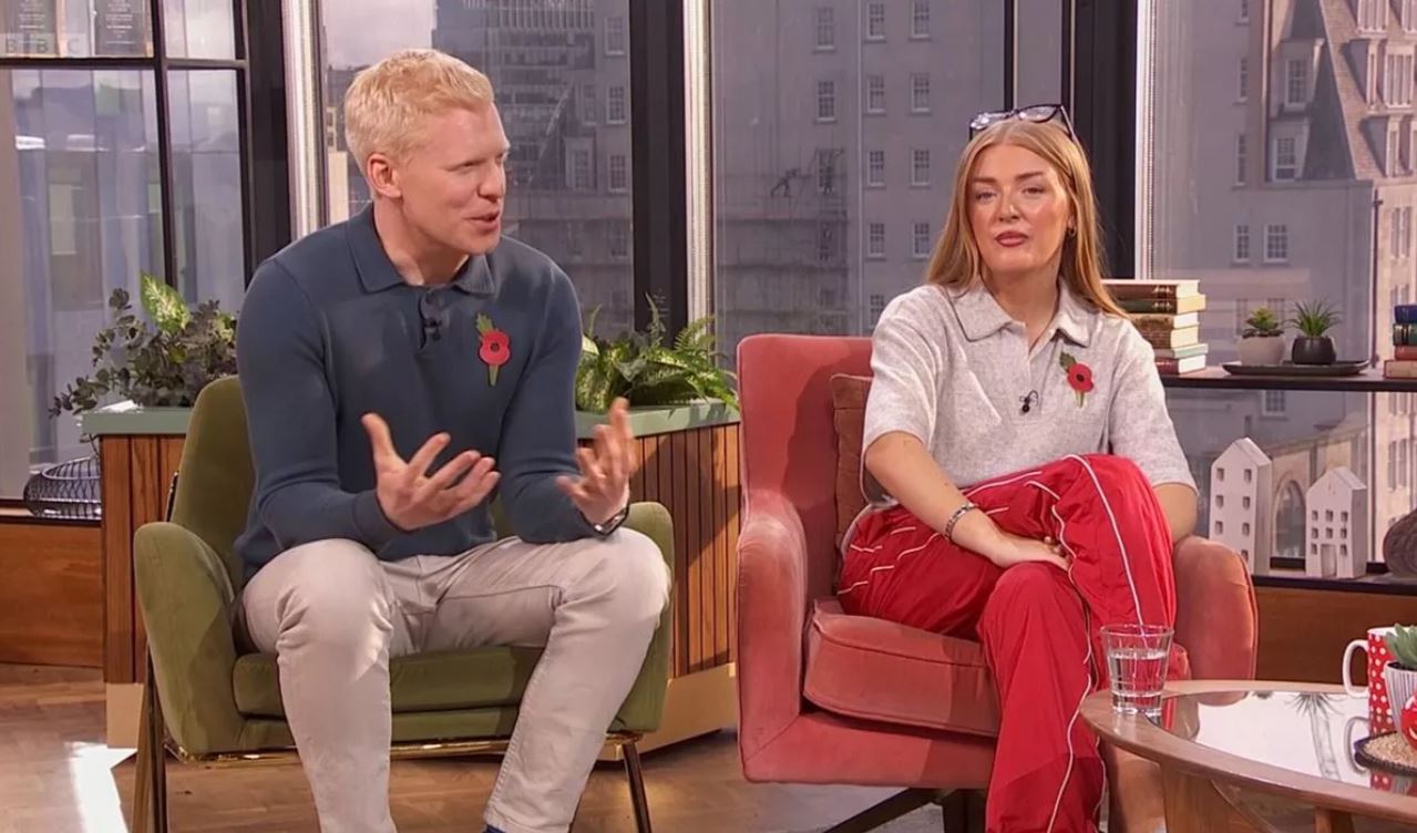 Nữ ca sĩ đột quỵ trong đêm, phản ứng của gia đình được bác sĩ khen hết lời- Ảnh 2.