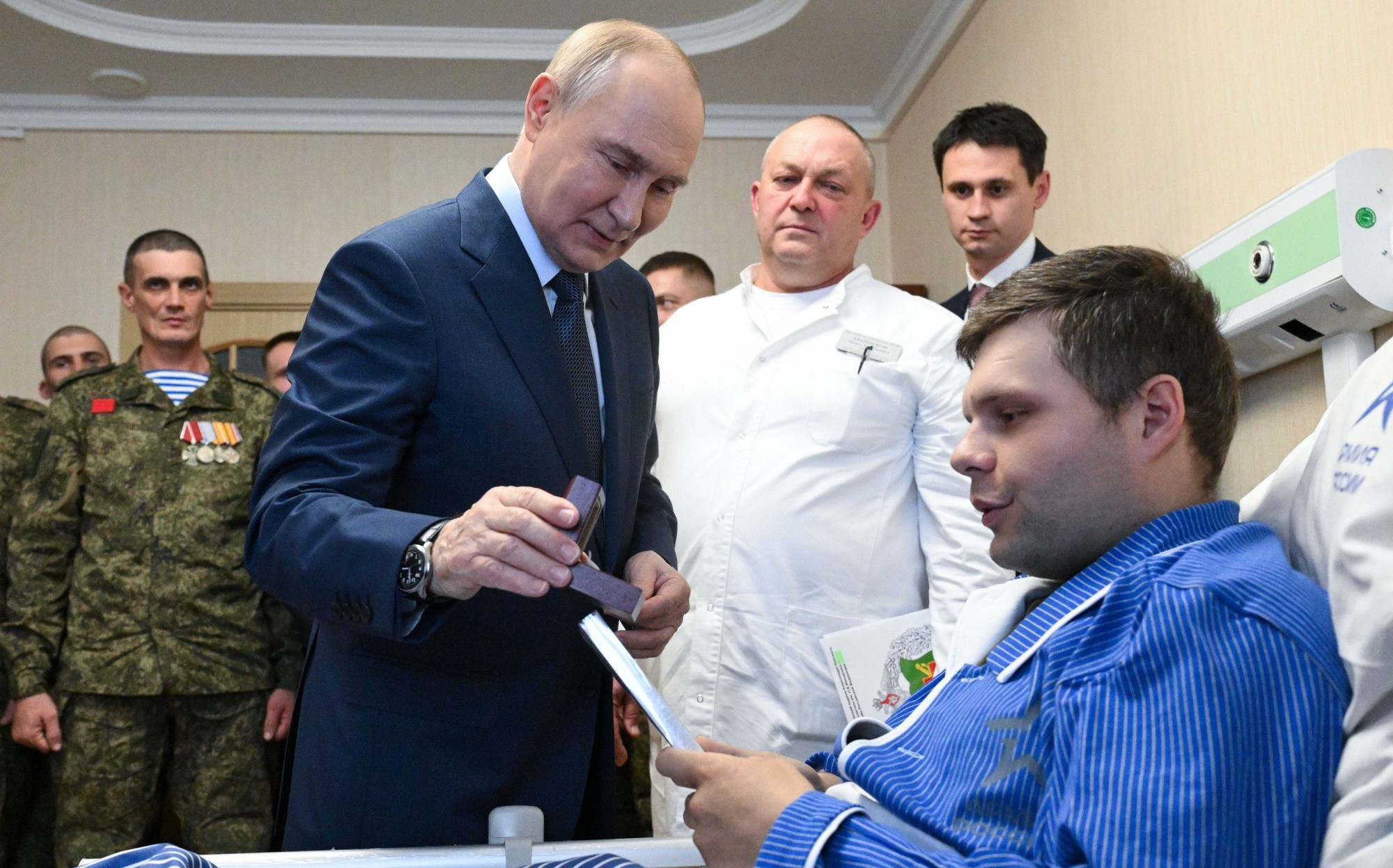 'Kh&ocirc;ng g&igrave; c&oacute; thể đ&aacute;nh chặn', Tổng thống Putin li&ecirc;n tiếp khoe si&ecirc;u vũ kh&iacute; - &Ocirc;ng Trump vội đưa lời khuy&ecirc;n- Ảnh 1.