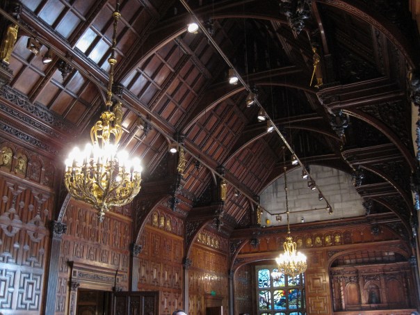 Biệt thự cổ Tiên Nguyễn và chồng chụp ảnh cưới cất giữ "kho báu của người giàu nhất thế giới"- Ảnh 8. Biệt thự cổ Tiên Nguyễn và chồng chụp ảnh cưới cất giữ "kho báu của người giàu nhất thế giới"- Ảnh 8.