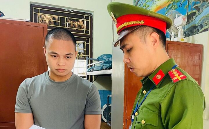 Chủ kênh TikTok 'Gia đình Hải Sen' bị khởi tố thêm tội trốn thuế- Ảnh 1.