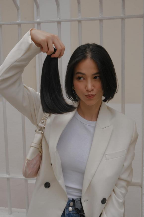 Vụ Nhã Phương hiến tóc nhuộm gây tranh cãi: Người trong cuộc và phía đơn vị nhận nói gì?- Ảnh 7. Vụ Nhã Phương hiến tóc nhuộm gây tranh cãi: Người trong cuộc và phía đơn vị nhận nói gì?- Ảnh 7.