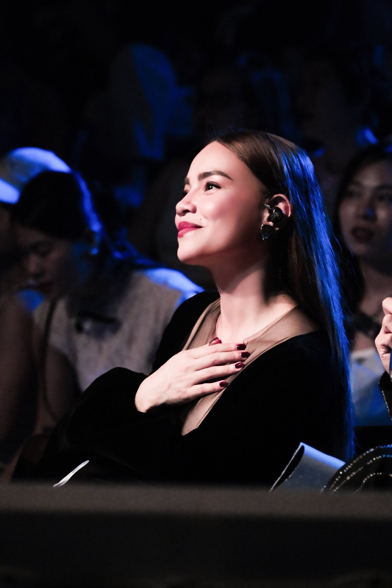 Ngại hết cả Hồ Ngọc H&agrave;!- Ảnh 4.