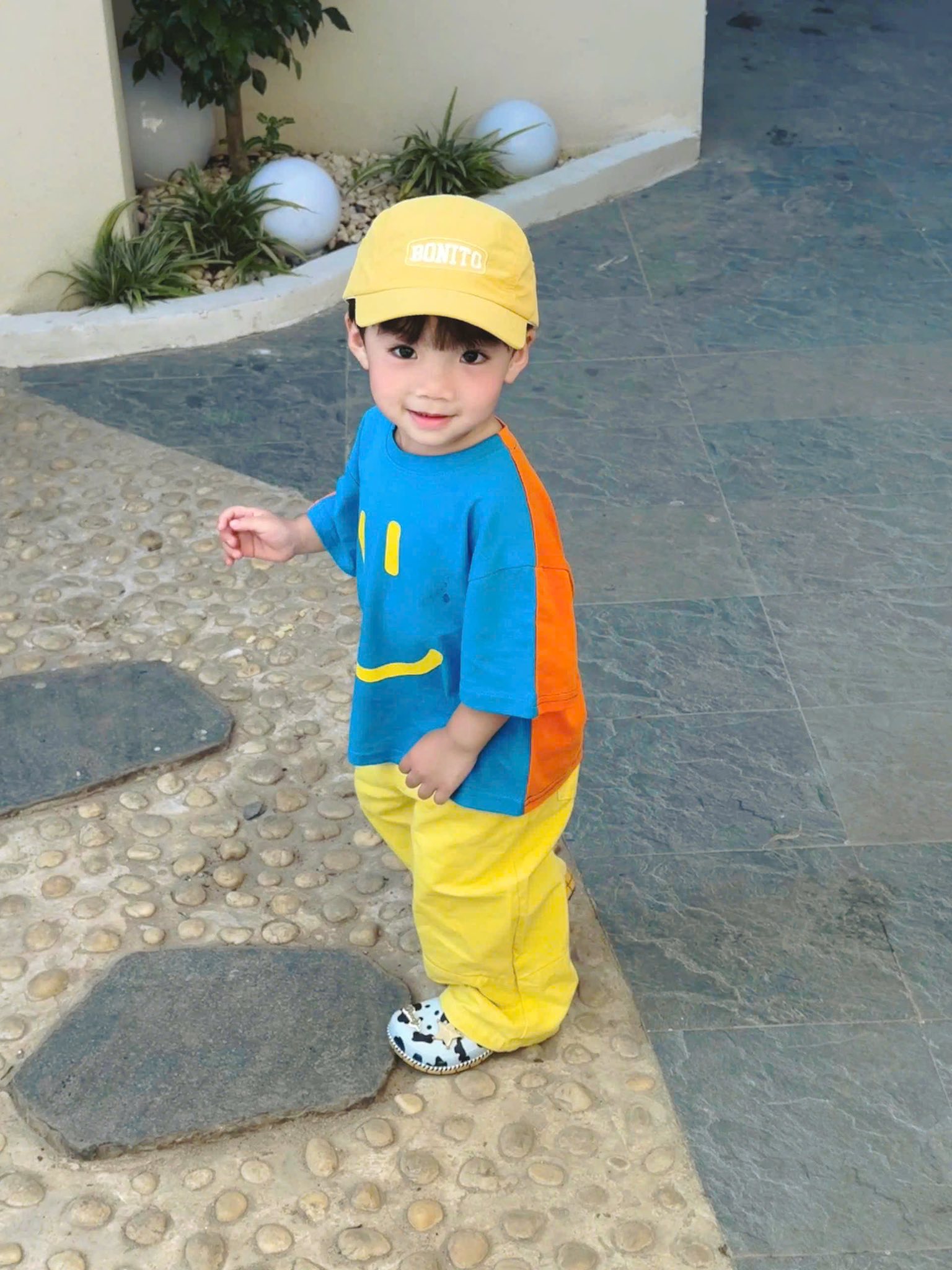 HOT nhất Halloween: Mẹ h&oacute;a trang cho con trai, b&eacute; đi học về m&aacute;ch "Mẹ ơi, mấy bạn kh&ocirc;ng chơi với con"- Ảnh 10.