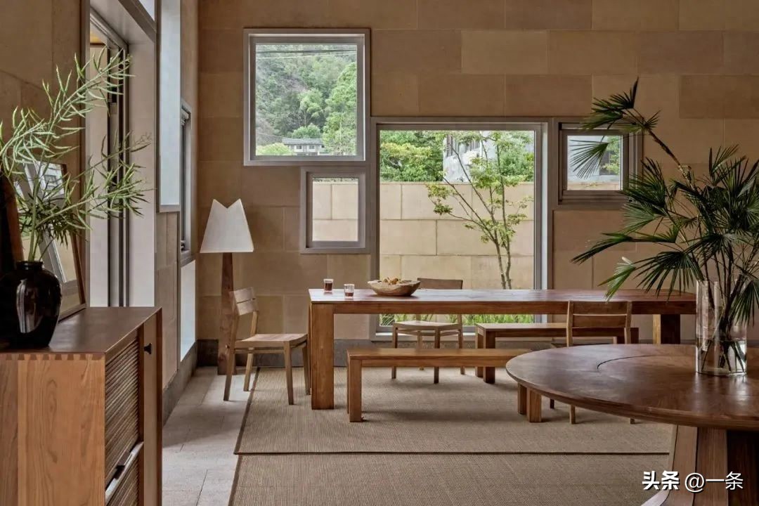 Doanh nhân chi tiền xây nhà 4 tầng to nhất làng cho bố mẹ dưỡng già, đủ chỗ cho đại gia đình 30 thành viên chung sống: “Tôi lãi bất ngờ”- Ảnh 2.