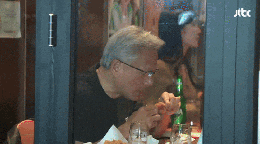 Chủ tịch Samsung và CEO Nvidia đi ăn gà uống bia, sau đó cả 2 cùng viral vì một lý do rất lạ- Ảnh 4.