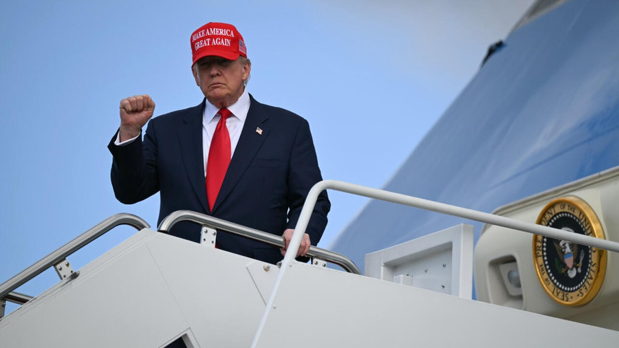 &Ocirc;ng Trump c&oacute; &yacute; g&igrave; khi tuy&ecirc;n bố thử vũ kh&iacute; hạt nh&acirc;n?- Ảnh 2.