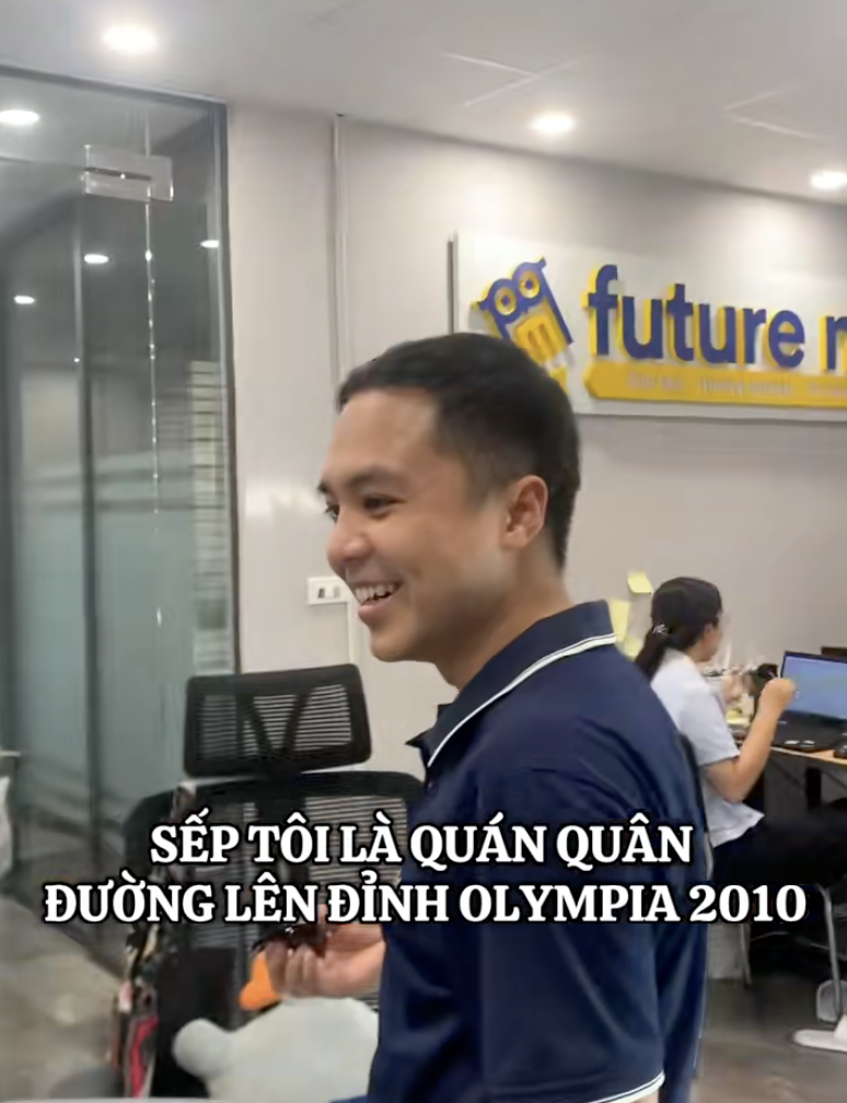 Phản ứng sốc của cô gái khi biết sếp mình chính là... Quán quân Olympia: Quả này đố dám cãi!- Ảnh 2.