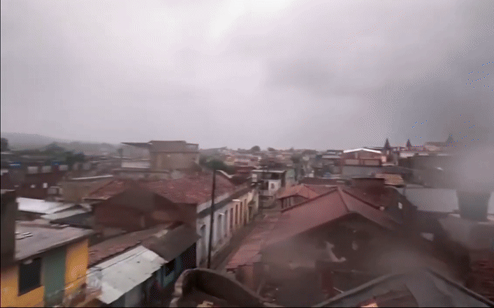 Đêm dài nhất của người dân Cuba giữa bão Melissa: 'Như sư tử đang gầm' - Mỹ bày tỏ thiện chí