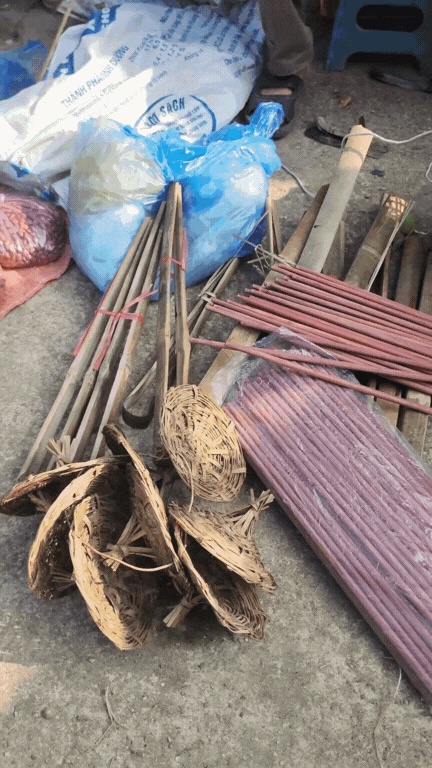 Nông sản độc lạ ở chợ phiên vùng cao: Không chỉ có măng khô, cua đá, đuông cọ... mà còn có cả "vàng đen" Tây Bắc- Ảnh 12. Nông sản độc lạ ở chợ phiên vùng cao: Không chỉ có măng khô, cua đá, đuông cọ... mà còn có cả "vàng đen" Tây Bắc- Ảnh 12.