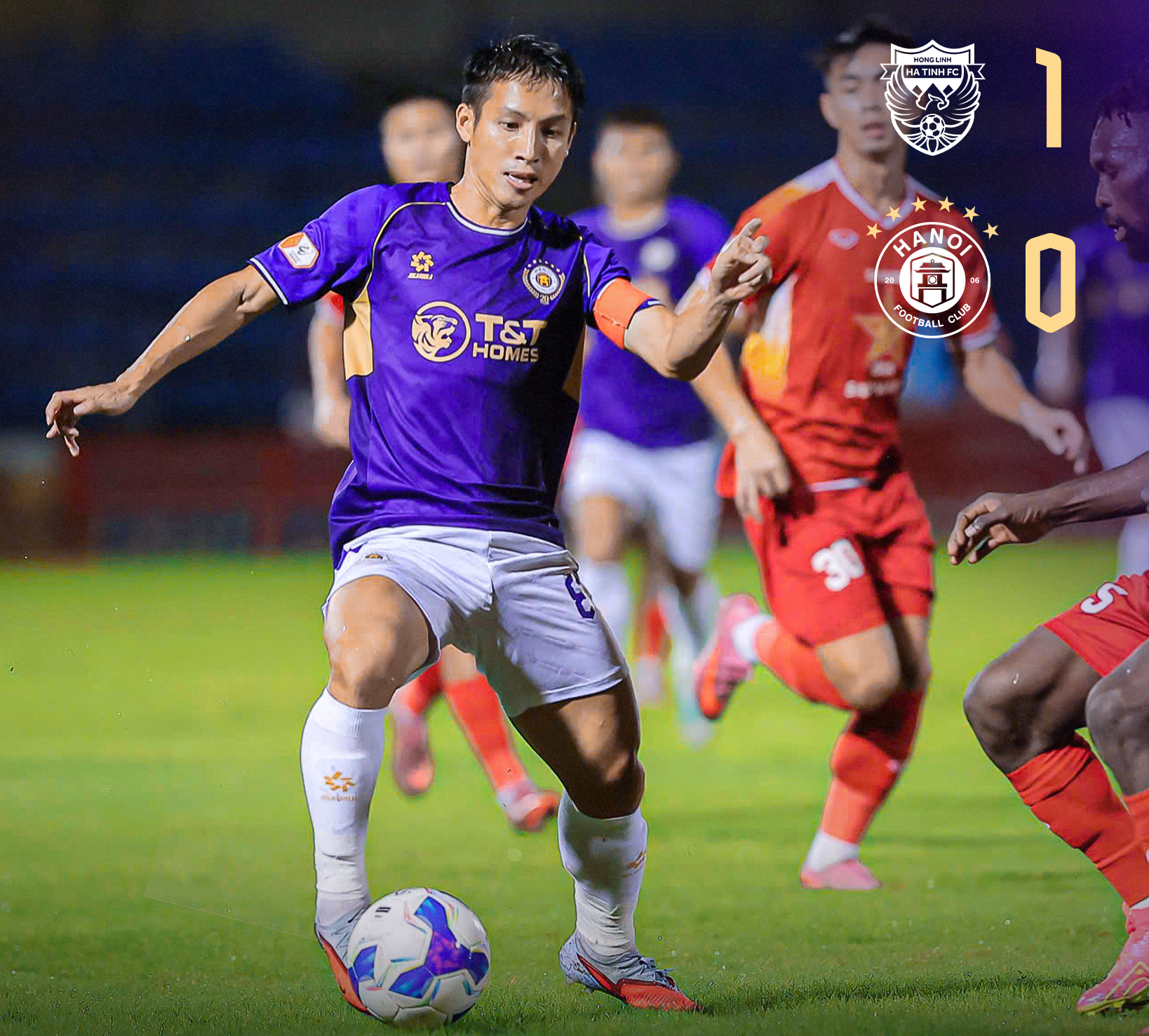 Văn Quyết làm, đồng đội phá, Hà Nội FC trắng tay ở Hà Tĩnh- Ảnh 2. Văn Quyết làm, đồng đội phá, Hà Nội FC trắng tay ở Hà Tĩnh- Ảnh 2.