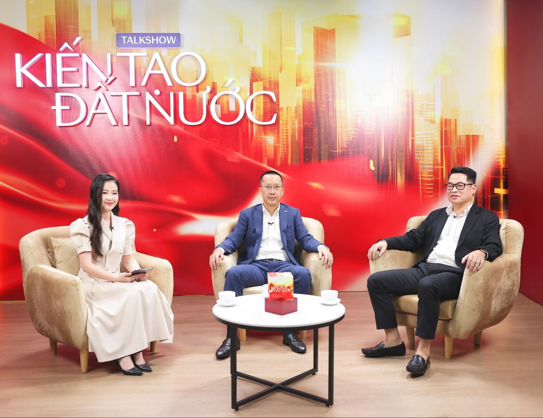 Nạn lừa đảo, đ&aacute;nh cắp dữ liệu đang gia tăng, l&agrave;m sao để người Việt y&ecirc;n t&acirc;m giao dịch tr&ecirc;n c&aacute;c nền tảng t&agrave;i ch&iacute;nh số?- Ảnh 2.