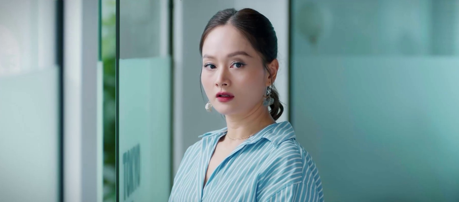 Lan Phương quá hợp làm tiểu tam- Ảnh 12. Lan Phương quá hợp làm tiểu tam- Ảnh 12.