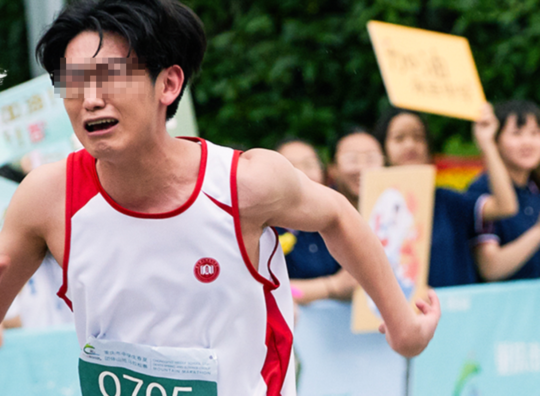 Nam thanh niên chạy bộ suốt 1 năm, kết quả nốt phổi chuyển thành ung thư- Ảnh 1. Nam thanh niên chạy bộ suốt 1 năm, kết quả nốt phổi chuyển thành ung thư- Ảnh 1.