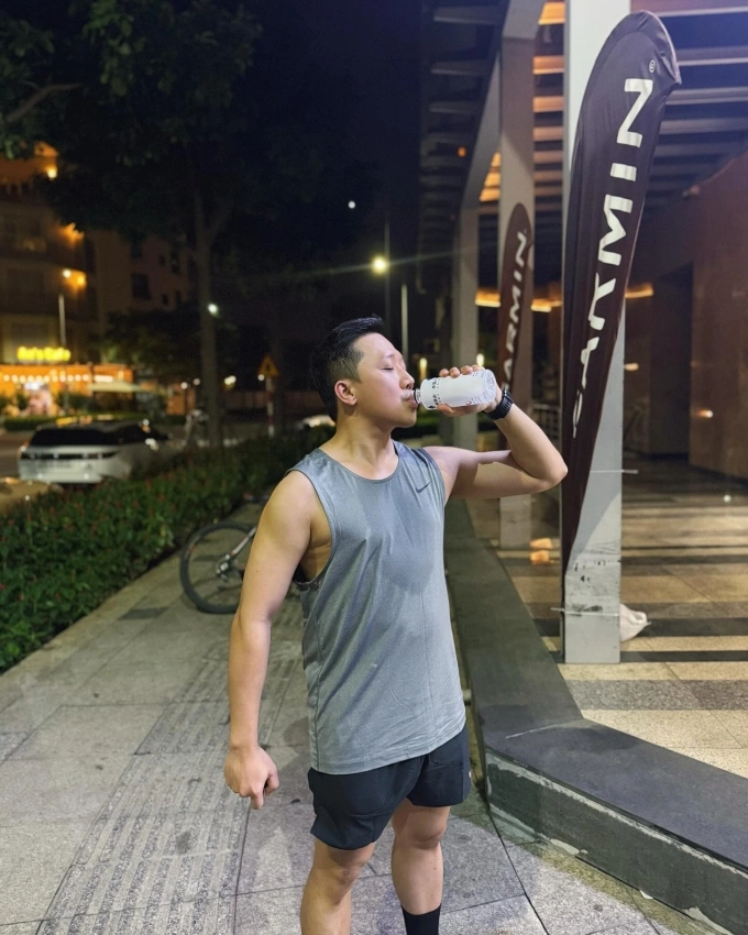 photo-1761894279359 photo-1761894279359