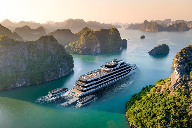 Du thuyền 6 sao mới nhất vừa hạ thủy ở Hạ Long: Được làm bởi người Việt, hoạt động theo mô hình “độc lạ”- Ảnh 6. Du thuyền 6 sao mới nhất vừa hạ thủy ở Hạ Long: Được làm bởi người Việt, hoạt động theo mô hình “độc lạ”- Ảnh 6.