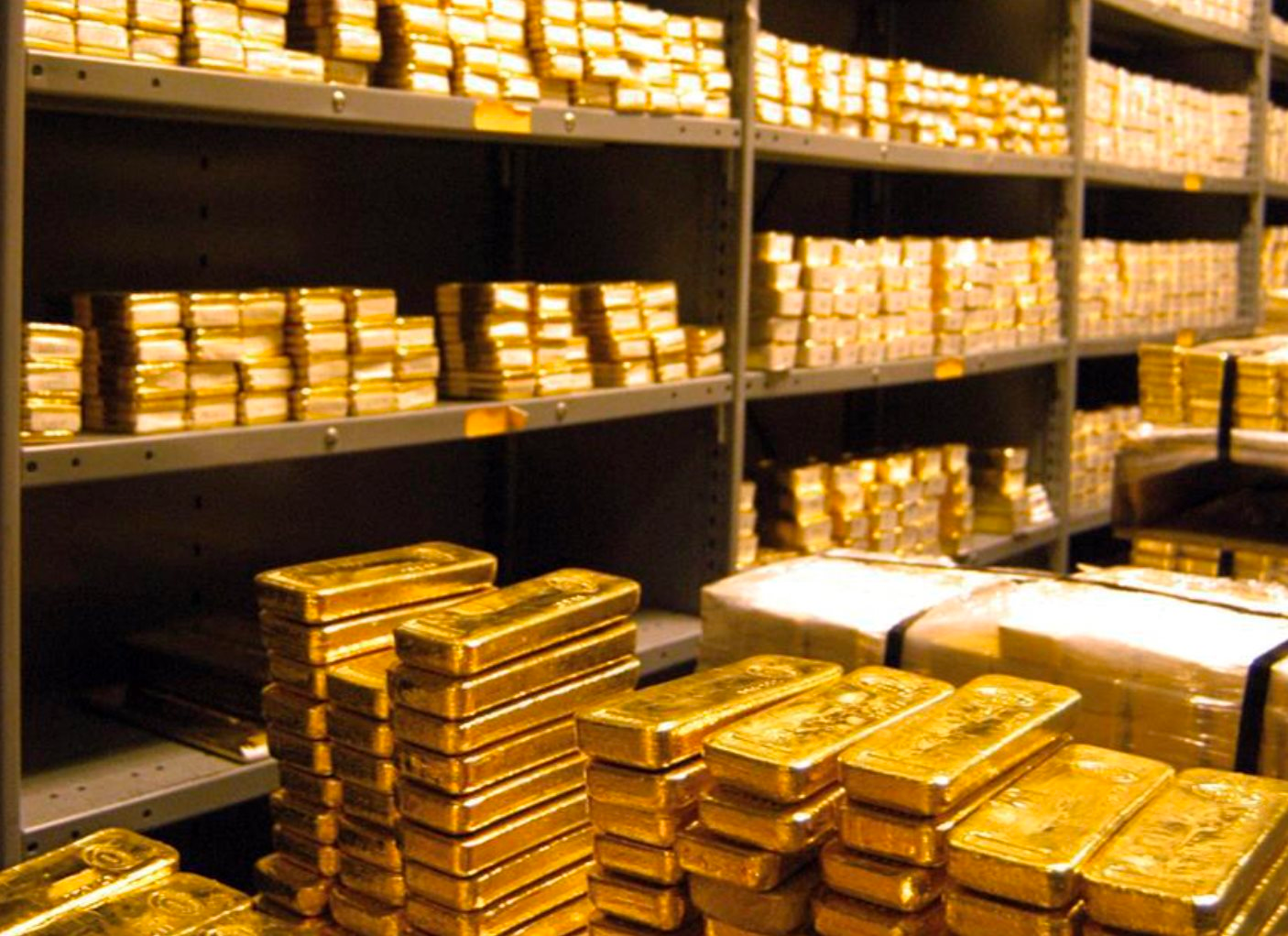 Không phải Ấn Độ hay Trung Quốc, một quốc gia châu Á bất ngờ trở thành 'cá mập' gom vàng nhiều nhất: 'Cất kho' 25 tấn, bất chấp giá cao kỷ lục - Ảnh 1. Không phải Ấn Độ hay Trung Quốc, một quốc gia châu Á bất ngờ trở thành 'cá mập' gom vàng nhiều nhất: 'Cất kho' 25 tấn, bất chấp giá cao kỷ lục - Ảnh 1.