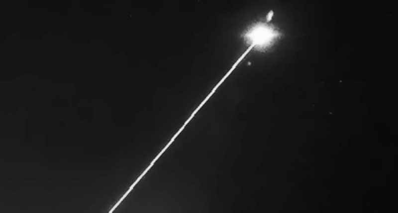 Trình làng vũ khí laser di động trên khung gầm xe- Ảnh 1.