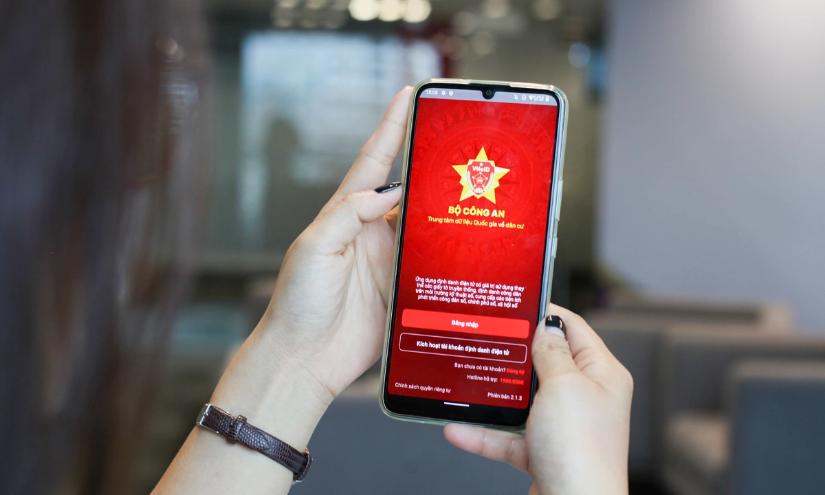 VNeID vừa có loạt thay đổi mới, người dân cập nhật ngay kẻo mất quyền lợi- Ảnh 1.