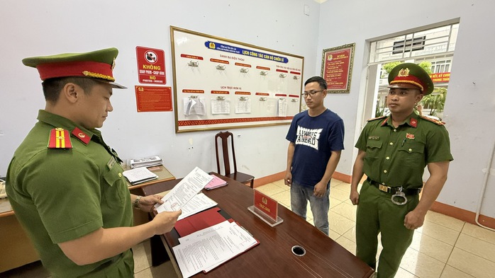 Bắt giam phó phòng ngân hàng Tống Minh Hòa- Ảnh 1. Bắt giam phó phòng ngân hàng Tống Minh Hòa- Ảnh 1.