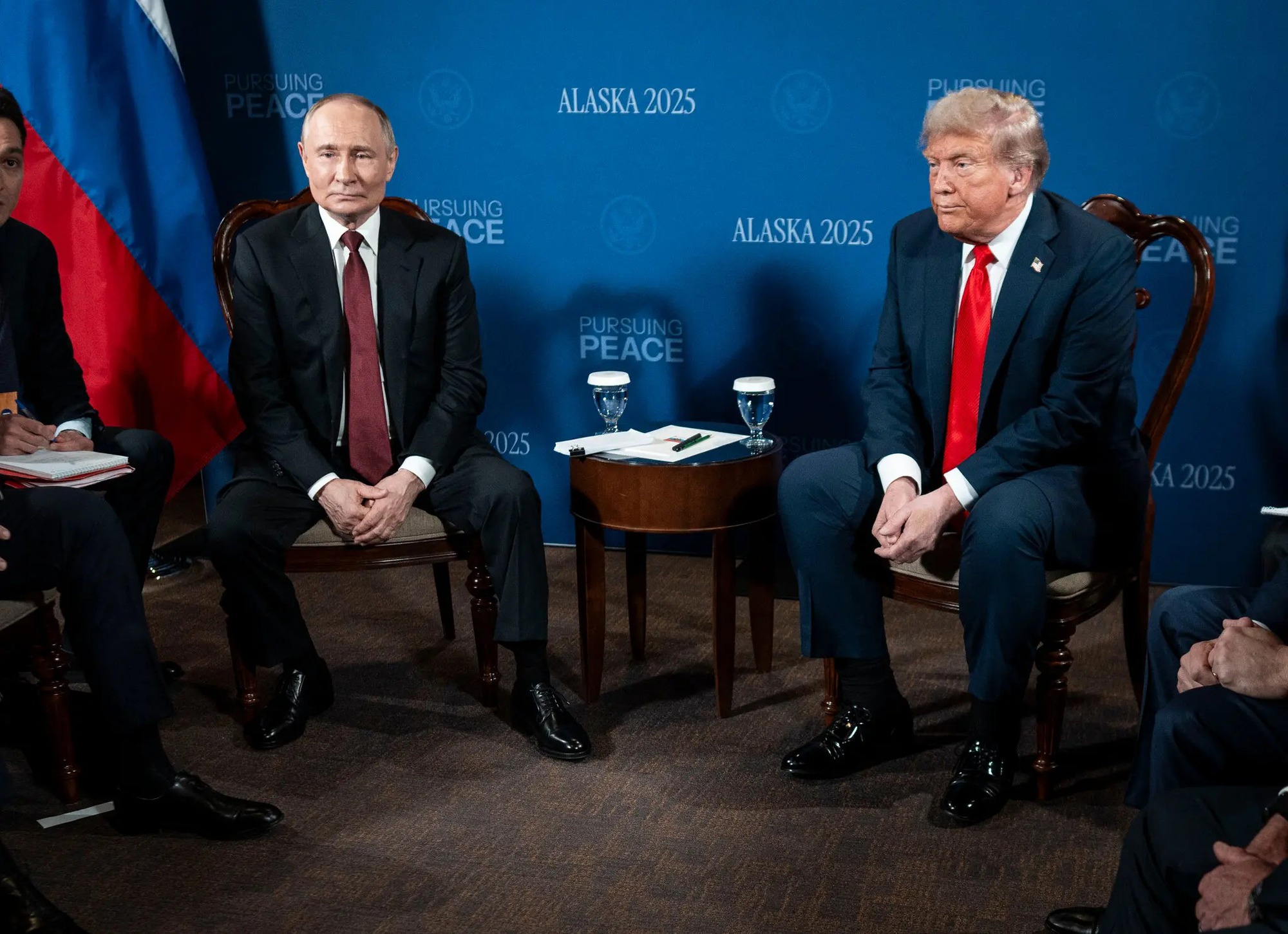 &Ocirc;ng Putin n&ecirc;u l&yacute; do tin Mỹ sẽ kh&ocirc;ng gửi Tomahawk cho Ukraine: &Ocirc;ng Trump biết lắng nghe- Ảnh 1.