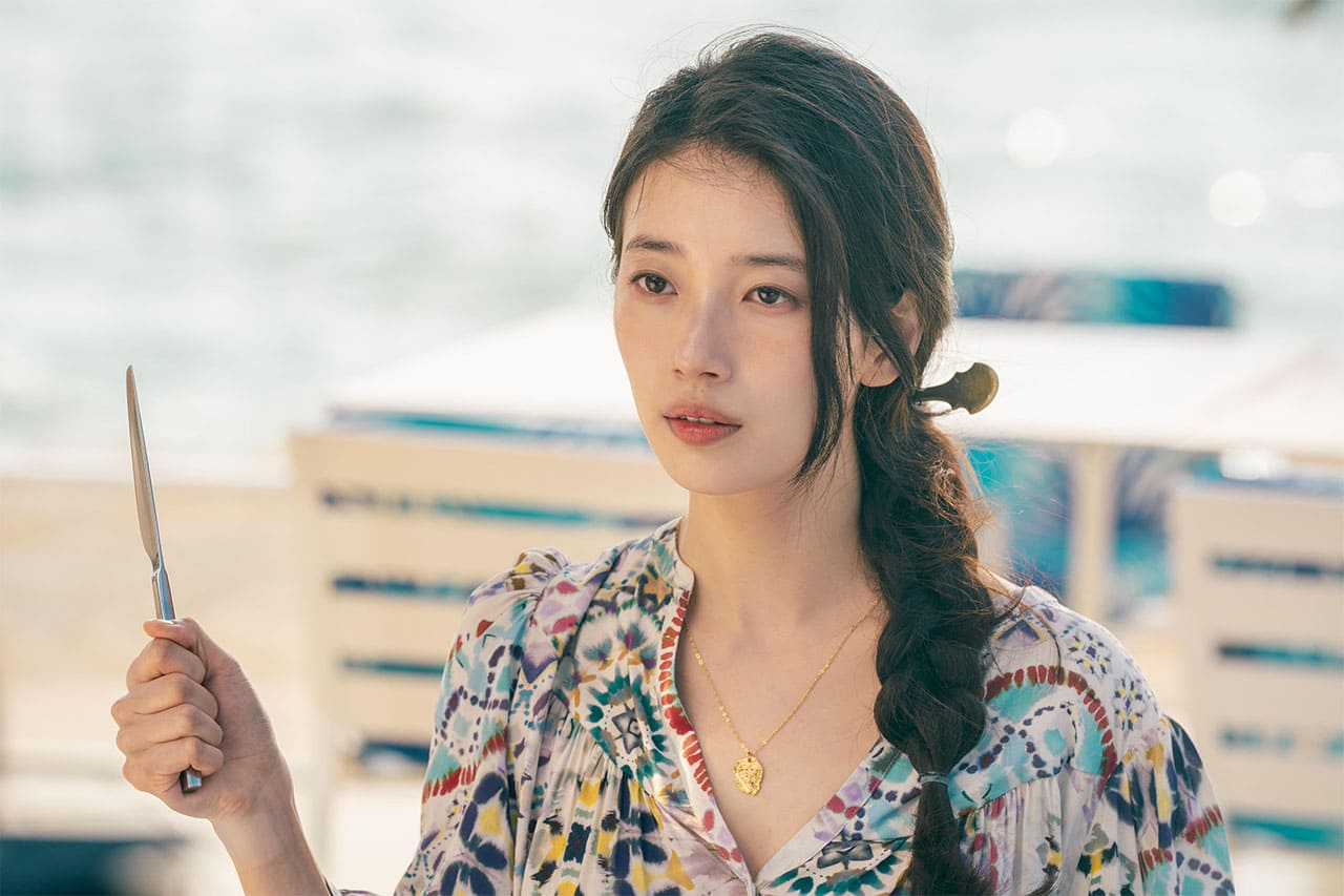 "Suzy sống dựa vào nhan sắc mãi không biết ngại à?"- Ảnh 3. "Suzy sống dựa vào nhan sắc mãi không biết ngại à?"- Ảnh 3.