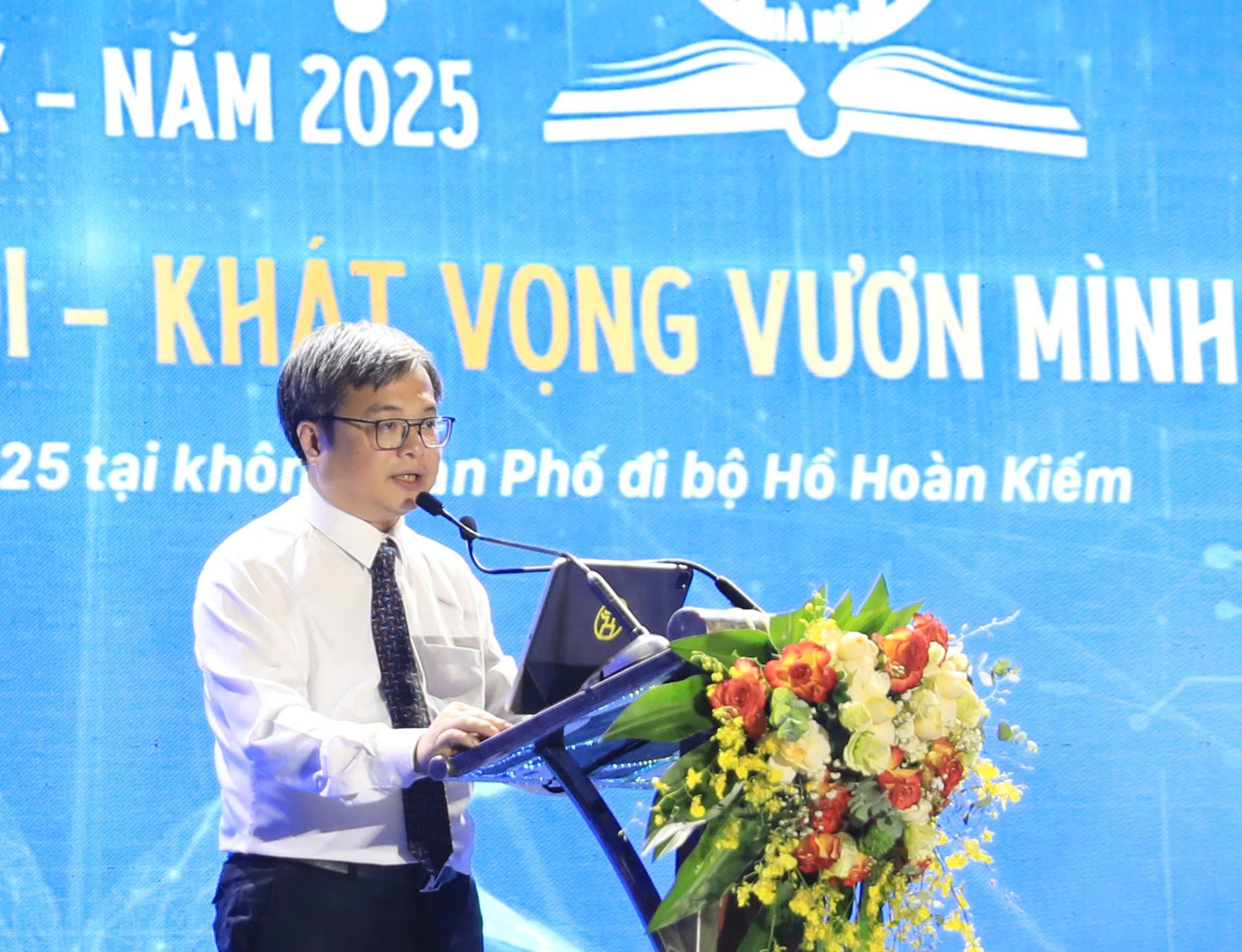 Khai mạc Hội sách Hà Nội lần thứ X - năm 2025 “Thăng Long - Hà Nội Khát vọng vươn mình”- Ảnh 3.