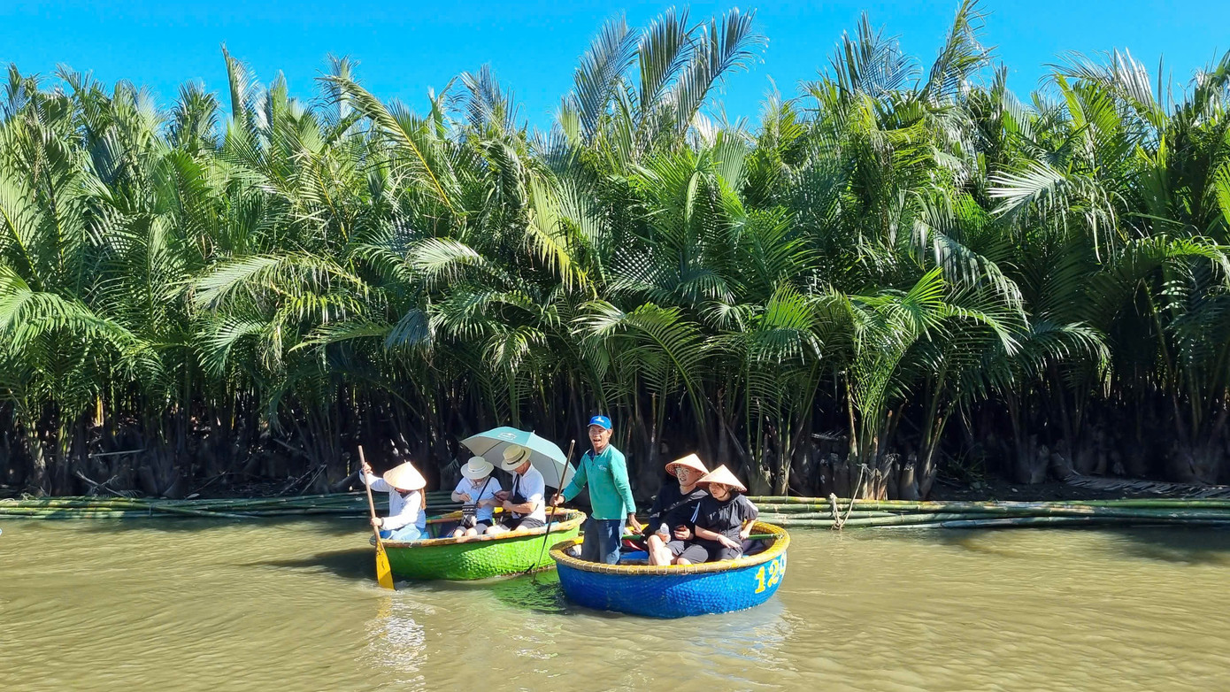 Có gì ở ngôi làng duy nhất Việt Nam vừa lọt danh sách đẹp nhất thế giới?- Ảnh 3.