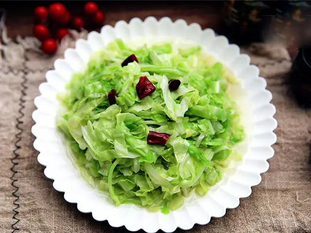 1 Phụ Nữ Bị Tiểu Đường Quyết Định Ăn Bắp Cải Mỗi Ngày, 3 Tháng Sau Đi Khám Lại Bác Sĩ Kinh Ngạc Thốt Lên Điều Này- Ảnh 4. 1 Phụ Nữ Bị Tiểu Đường Quyết Định Ăn Bắp Cải Mỗi Ngày, 3 Tháng Sau Đi Khám Lại Bác Sĩ Kinh Ngạc Thốt Lên Điều Này- Ảnh 4.