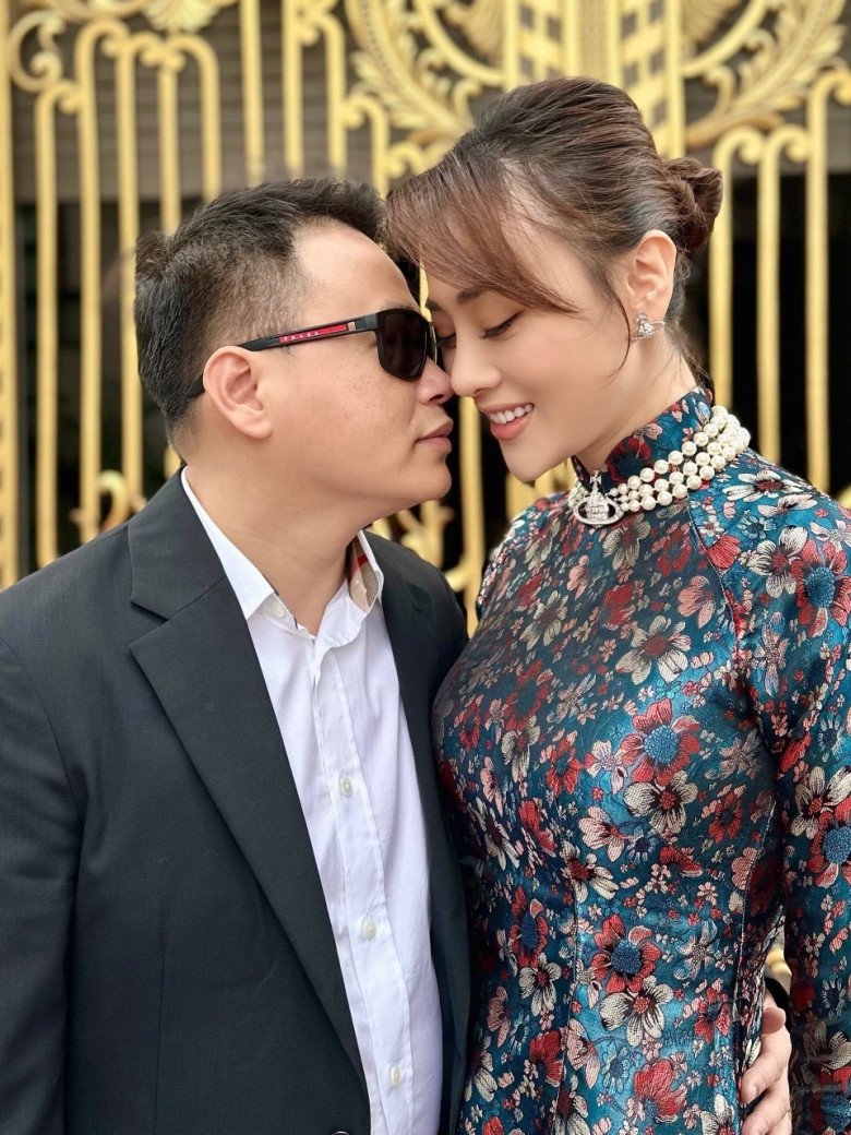 Khoảng thời gian đen tối của Phương Oanh khi yêu Shark Bình- Ảnh 4. Khoảng thời gian đen tối của Phương Oanh khi yêu Shark Bình- Ảnh 4.