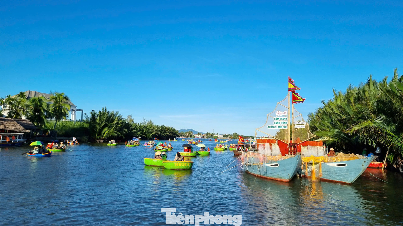 Có gì ở ngôi làng duy nhất Việt Nam vừa lọt danh sách đẹp nhất thế giới?- Ảnh 1.