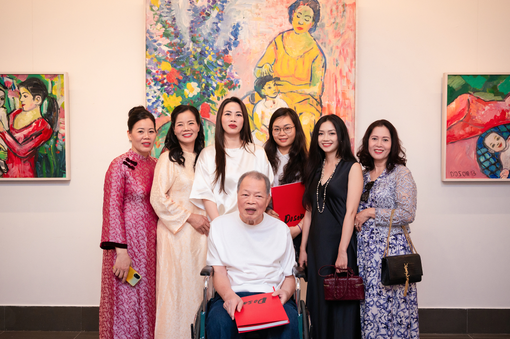 Họa sĩ Đỗ Sơn 82 tuổi: "Tôi vẫn thuê người mẫu về nhà vẽ"- Ảnh 1. Họa sĩ Đỗ Sơn 82 tuổi: "Tôi vẫn thuê người mẫu về nhà vẽ"- Ảnh 1.