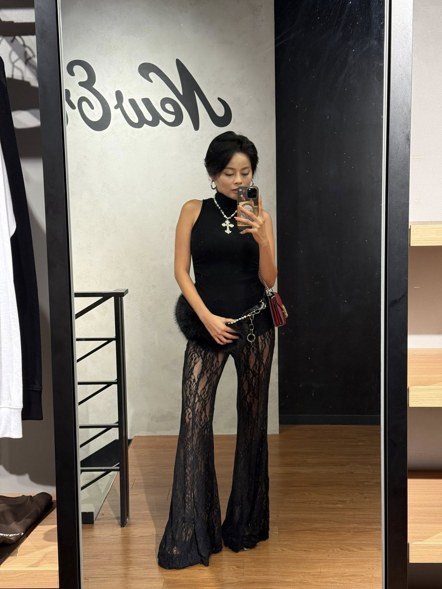 T&yacute; Nị miền T&acirc;y lấy chồng Nhật sống sang chảnh, "mỏ hỗn" kh&eacute;t tiếng được gọi &ldquo;tứ trụ Việt kiều&rdquo; l&agrave; ai?- Ảnh 10.