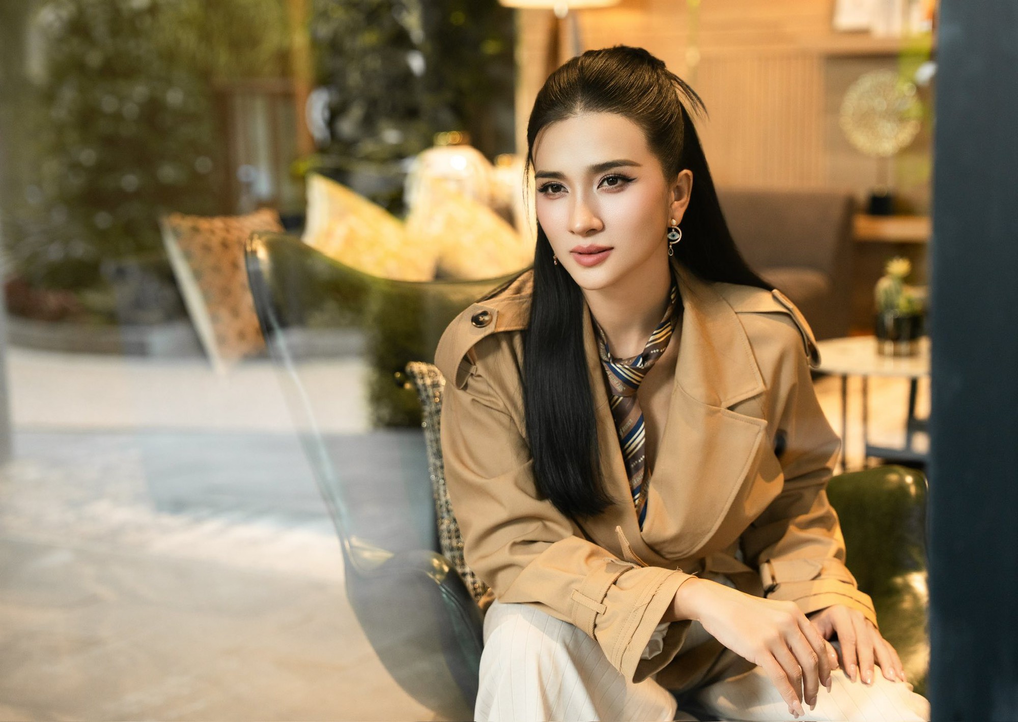 Nữ NSƯT chia tay đại gia ngân hàng, một mình nuôi con, U40 giàu sang, đẹp bậc nhất showbiz Việt- Ảnh 3.