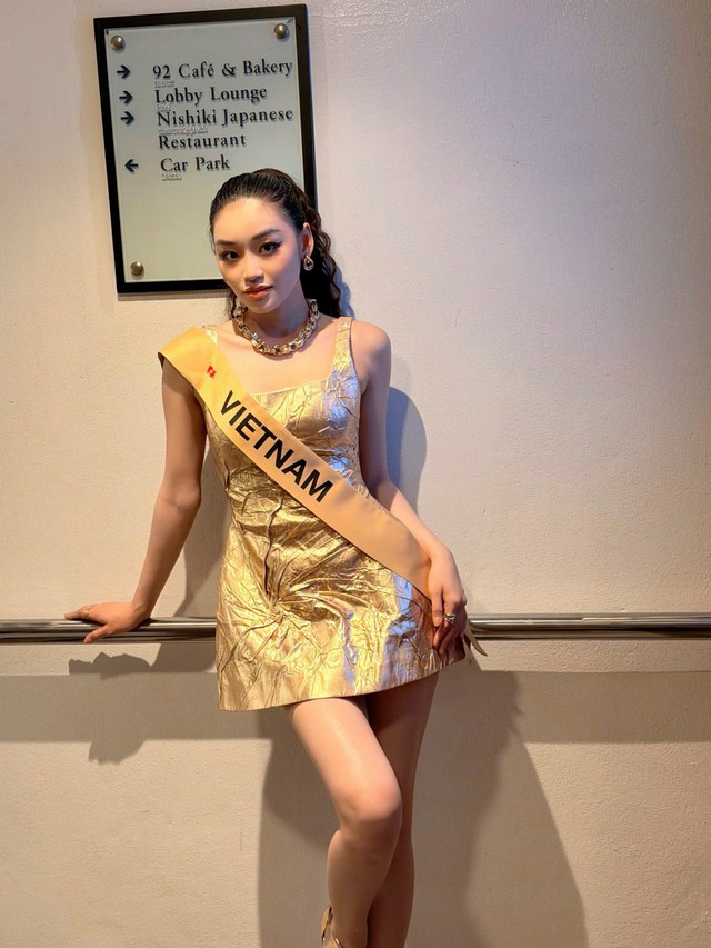 Hoa hậu Yến Nhi phát ngôn gây sốc khi không để ý có người livestream- Ảnh 4. Hoa hậu Yến Nhi phát ngôn gây sốc khi không để ý có người livestream- Ảnh 4.