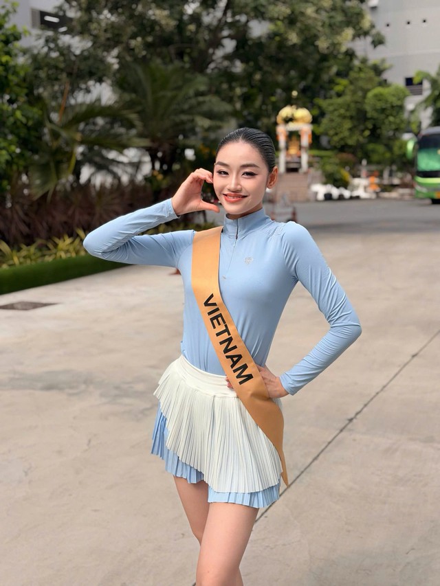 Tình hình căng thẳng của Hoa hậu Yến Nhi và bà Phạm Kim Dung sau phát ngôn gây sốc cả showbiz - Ảnh 7. Tình hình căng thẳng của Hoa hậu Yến Nhi và bà Phạm Kim Dung sau phát ngôn gây sốc cả showbiz - Ảnh 7.