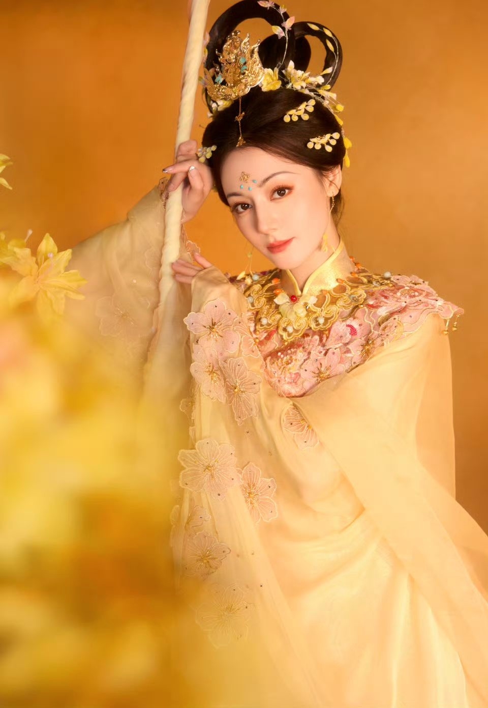 Ngàn vạn mỹ nhân đều thua chị Hằng đẹp nhất Trung Thu 2025: Tiên khí đầy người ngắm mà mê, không phân biệt nổi thật hay mơ- Ảnh 8. Ngàn vạn mỹ nhân đều thua chị Hằng đẹp nhất Trung Thu 2025: Tiên khí đầy người ngắm mà mê, không phân biệt nổi thật hay mơ- Ảnh 8.