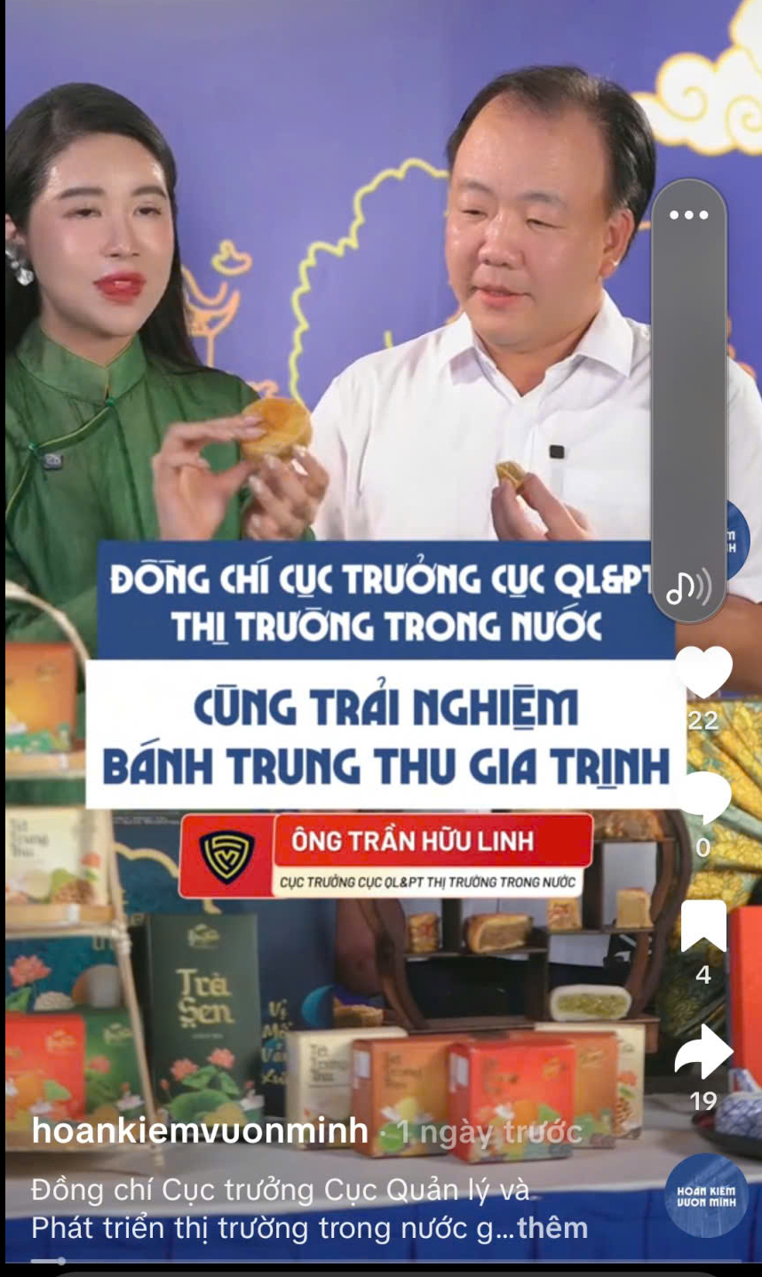 Cục trưởng lên sóng livestream bán bánh trung thu- Ảnh 1.