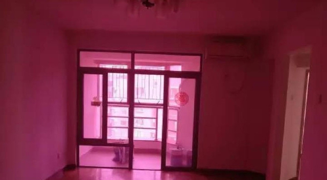 Điều "không giải thích được" trên tầng 21 của một toà nhà ngân hàng, bảo vệ tối nào cũng phải làm một việc- Ảnh 6. Điều "không giải thích được" trên tầng 21 của một toà nhà ngân hàng, bảo vệ tối nào cũng phải làm một việc- Ảnh 6.